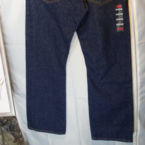 Levi's 517 *NWT* Measures 34x31.5" - Picture 15 of 16